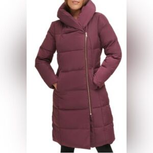 Cole Haan Asymmetrical Pillow Collar Down Puffer Coat Size MEDIUM. Color Merlot.
